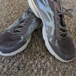 Ryka sneakers. Size 10w.
